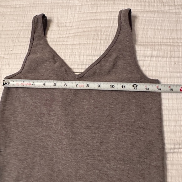 Eloise Anthropologie Grey Seamless Tank - NWOT - Size M - Picture 7 of 7
